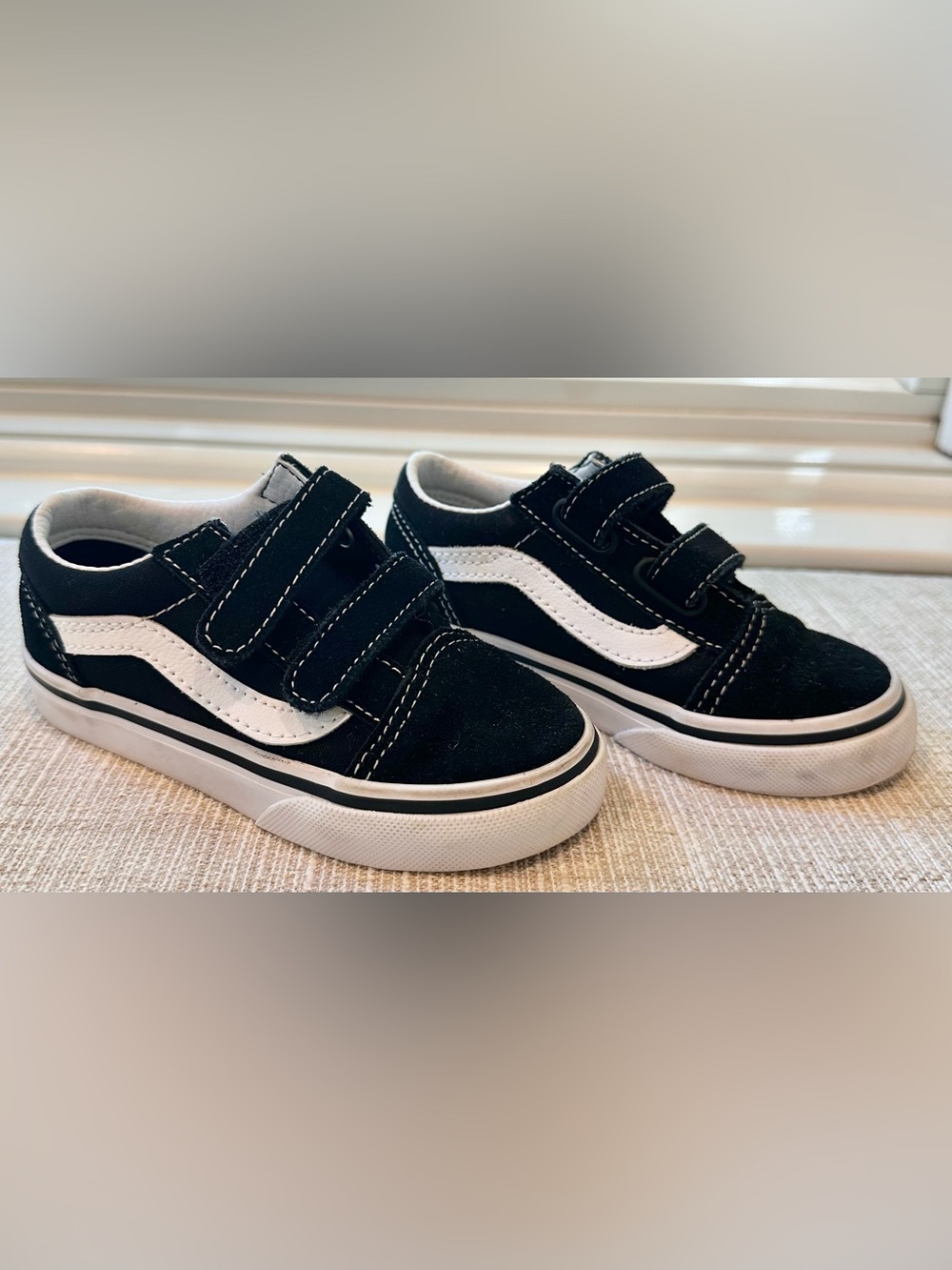 Vans Old Skool V Black White Velcro Sneakers Toddler Size 8